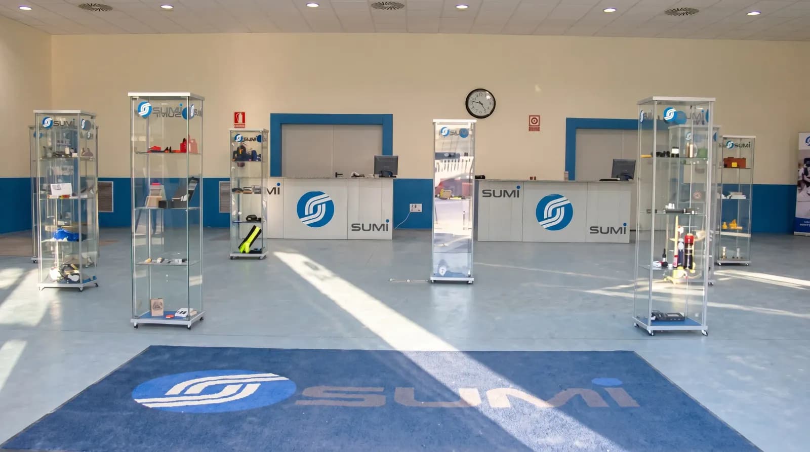 SUMI Industrial Supplies warehouse and team in Logroño